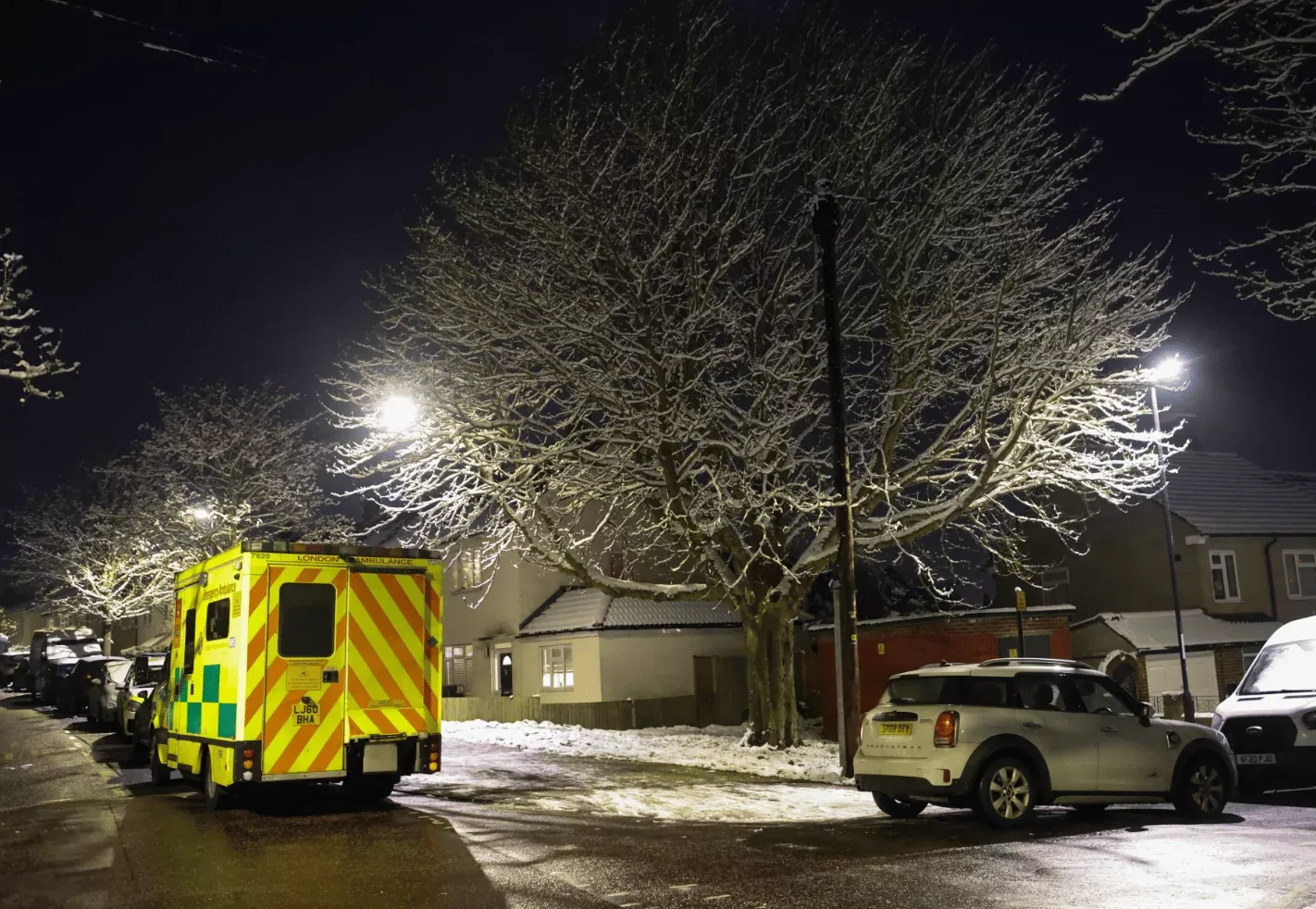 Detectives investigating shots fired in south London have charged four men – (ID 552817)