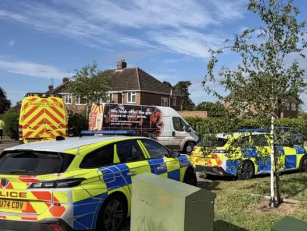 Man Shot Dead by Police Following Barricade and Threats in Bedford