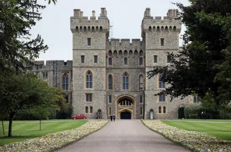 Met Police Under Investigation for Sleeping on Duty at Windsor Castle