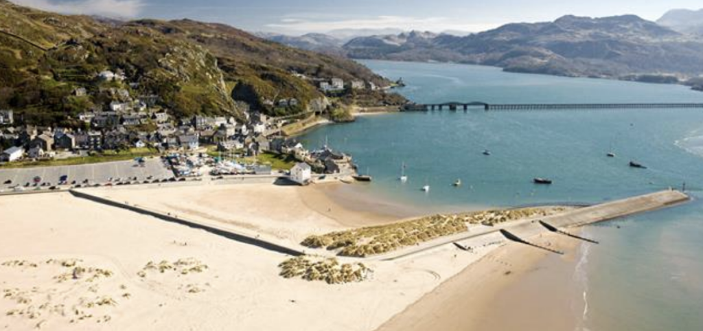 Man Arrested Following Murder Investigation at Barmouth Beach