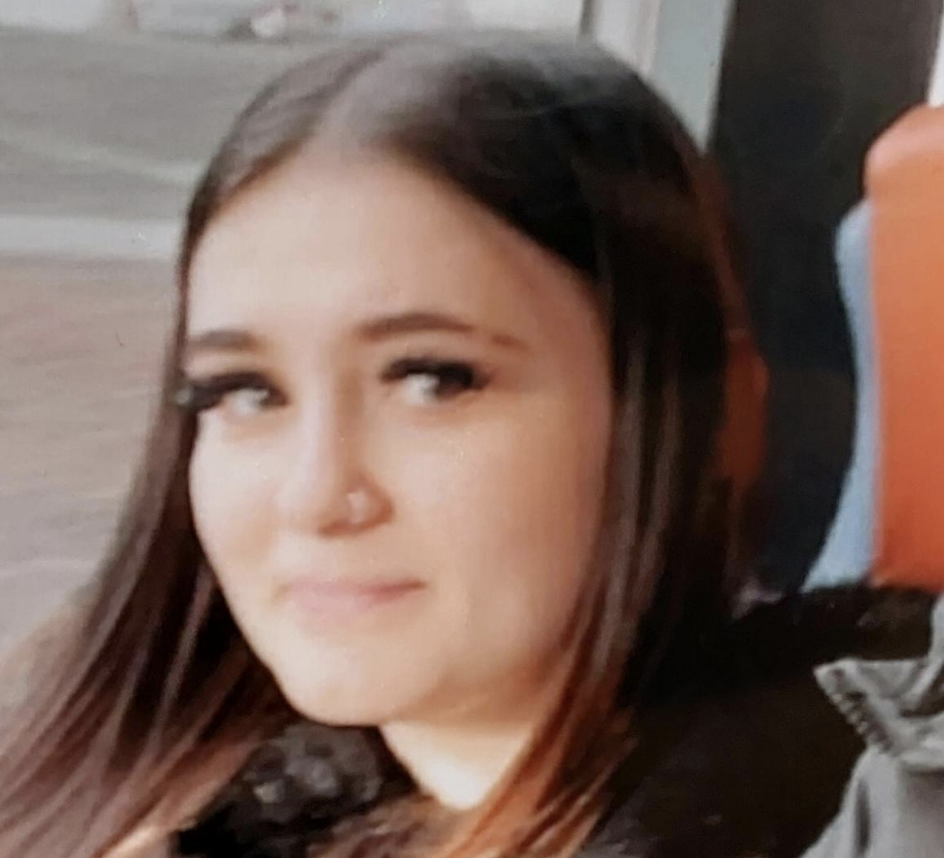 Kent Police Seek Public Help Locating Missing Teen Lilly Chambers