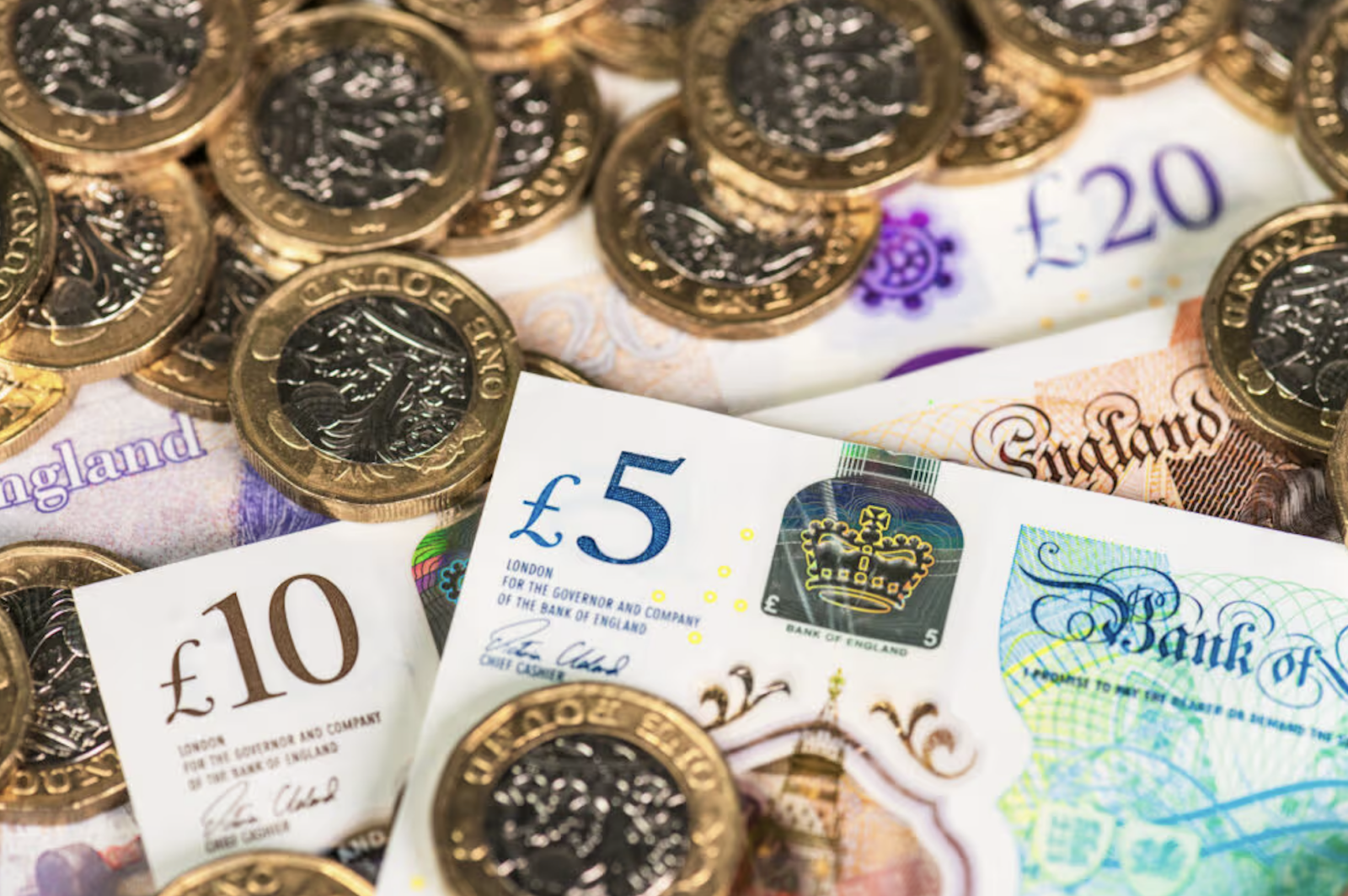 Increase in Side Hustles Drives Extra Income for Residents in 2026