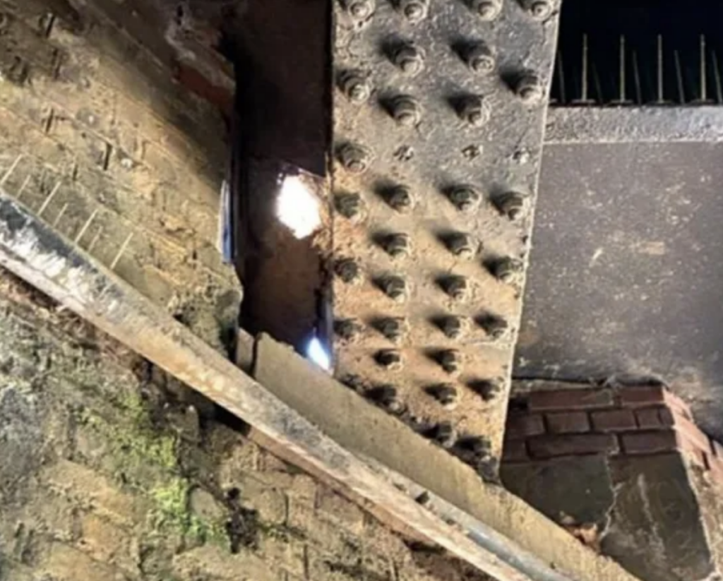 Sinkholes Near Gatwick Cause Train Cancellations and Disruptions