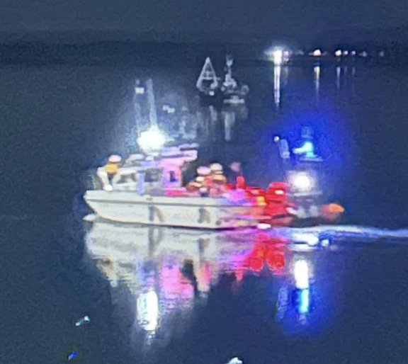 RNLI Rescues Drifting Fishing Boat Near Langstone Harbour