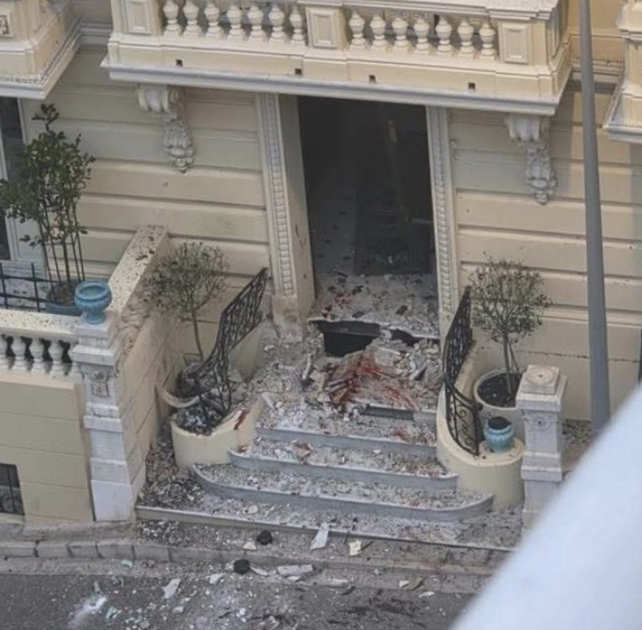 Explosion Injures Three Ukrainians Critically; Authorities Search for Suspect